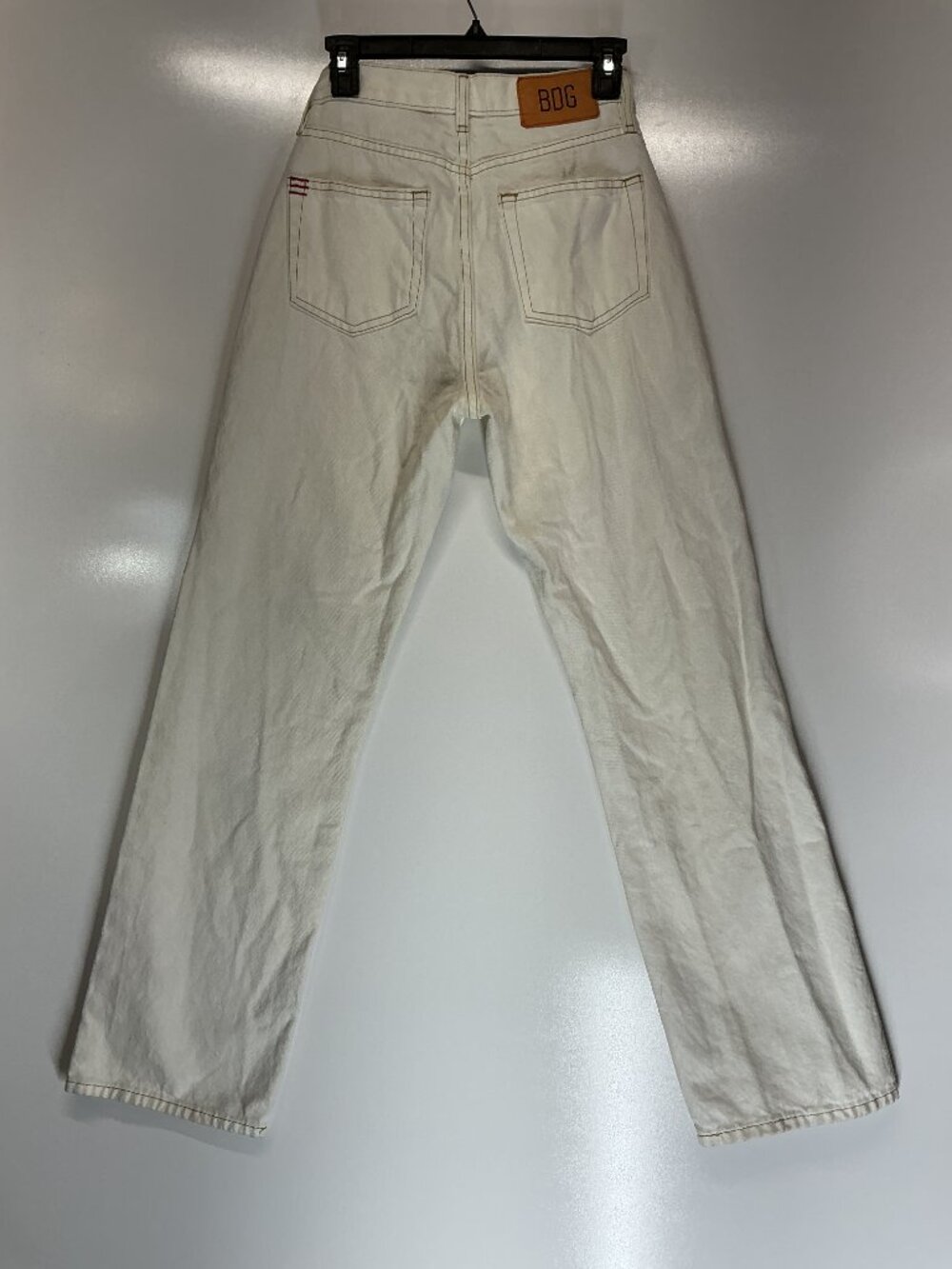 BDG Cowboy Jeans White Size 26 100% Cotton Straight Leg Denim Minimalist - Picture 5 of 10